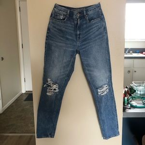 American Eagle Mom Jeans
